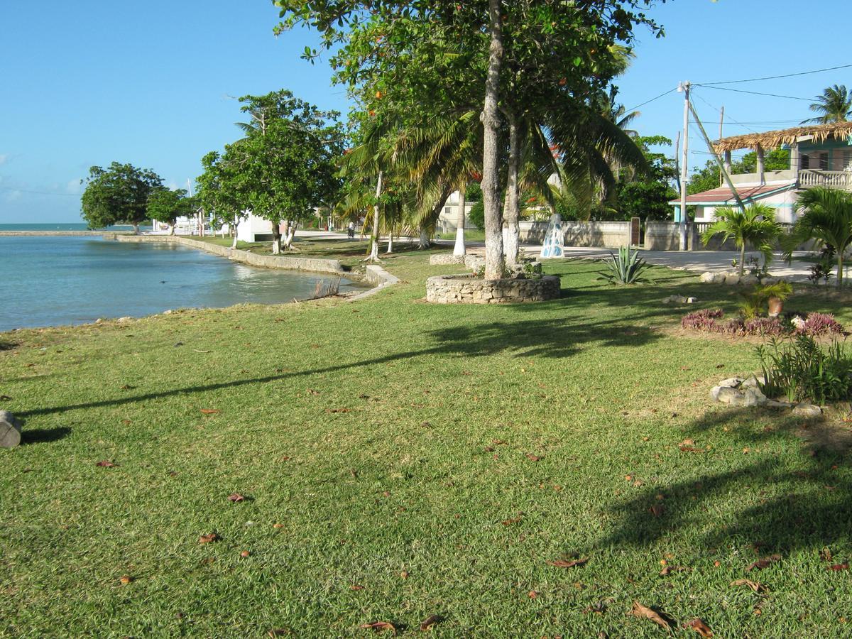 Fernando'S Seaside Hotel Sarteneja Luaran gambar