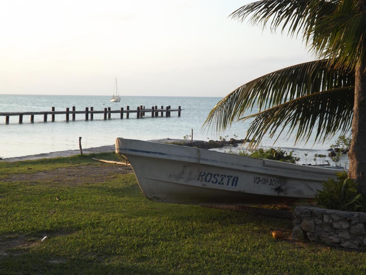 Fernando'S Seaside Hotel Sarteneja Luaran gambar