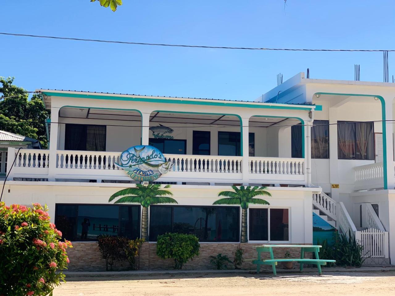 Fernando'S Seaside Hotel Sarteneja Luaran gambar